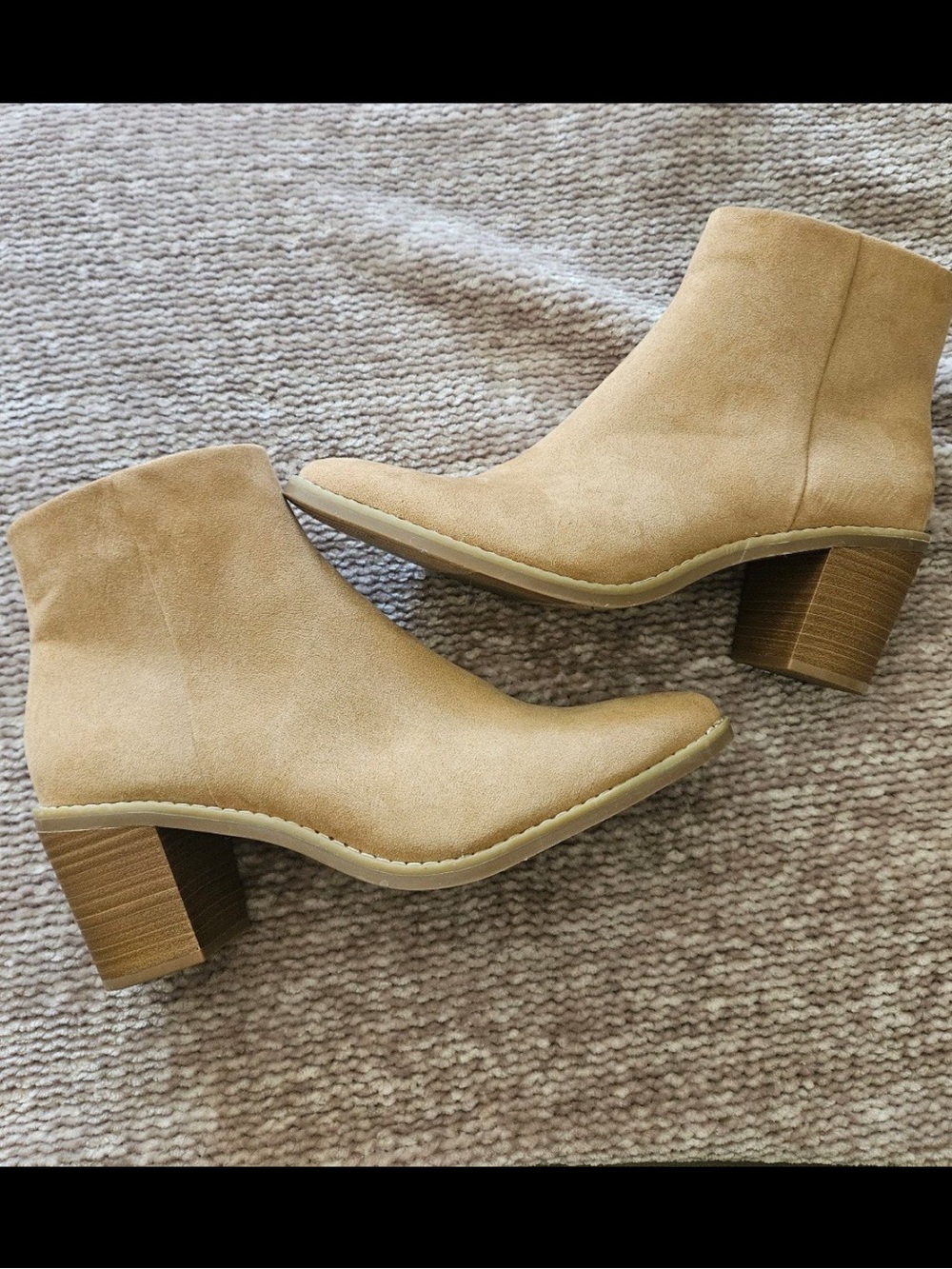 Universal Thread Tan Suede Ankle Booties with Block Heel